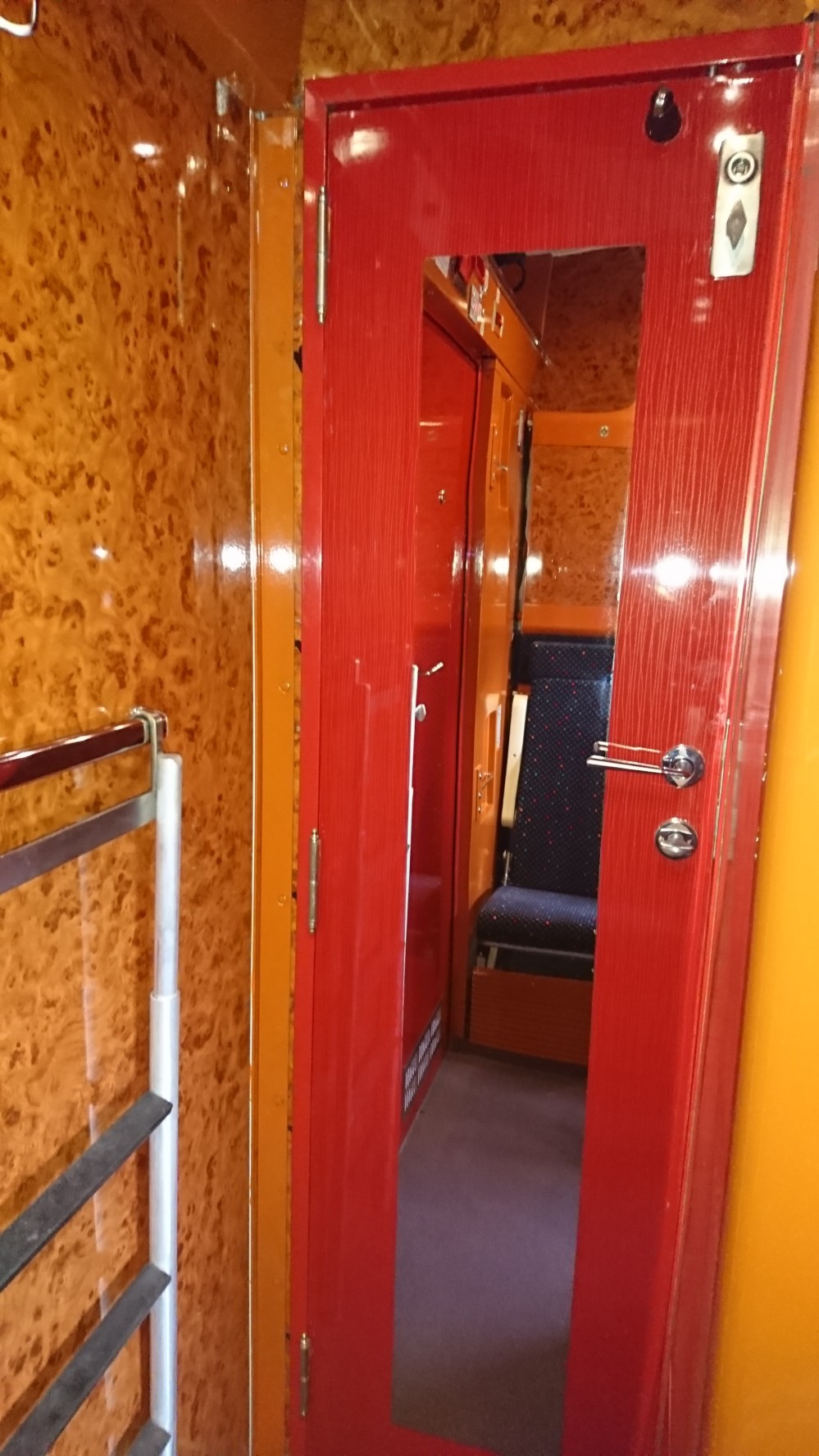 1488181501788639752858